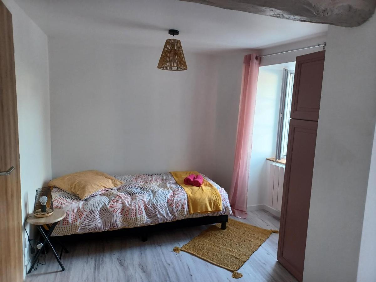 Ernée Duplex Centre Ville מראה חיצוני תמונה