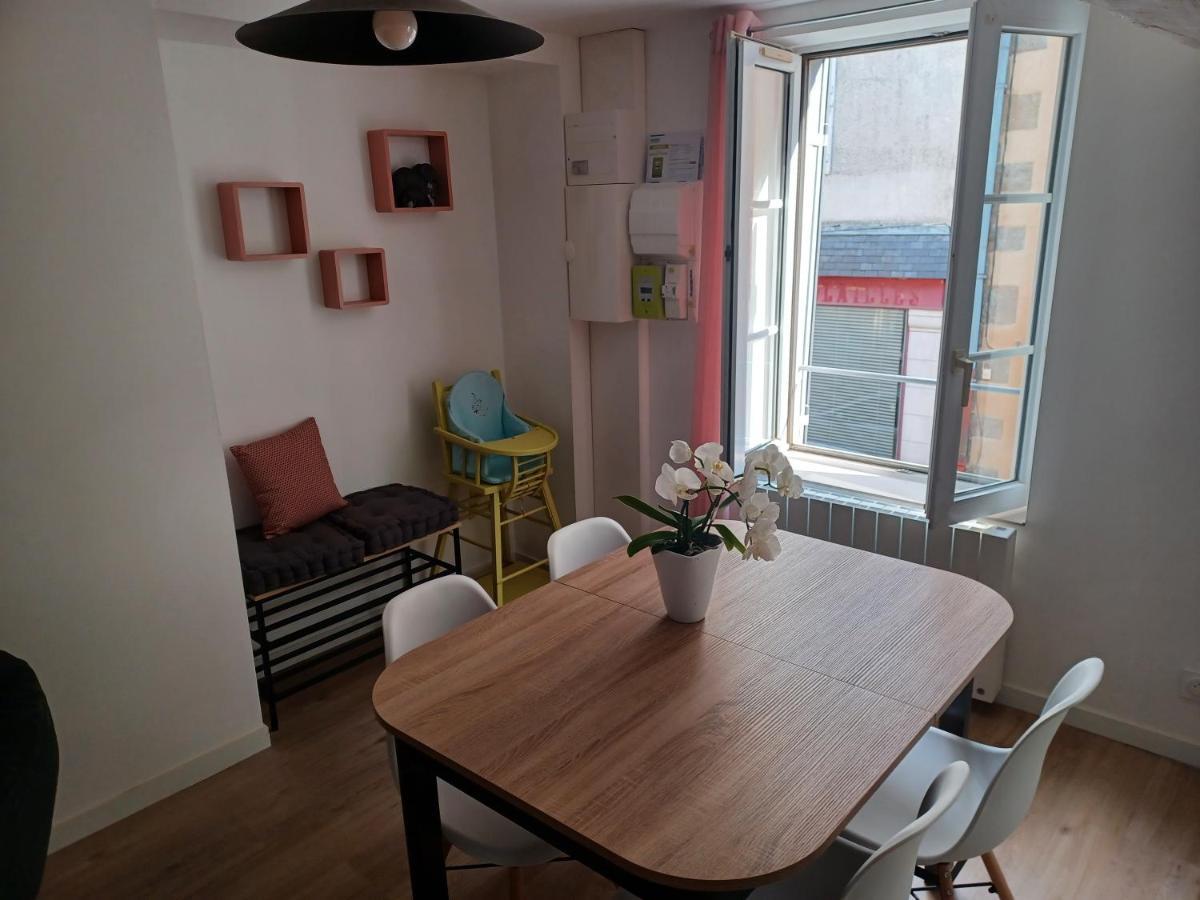 Ernée Duplex Centre Ville מראה חיצוני תמונה